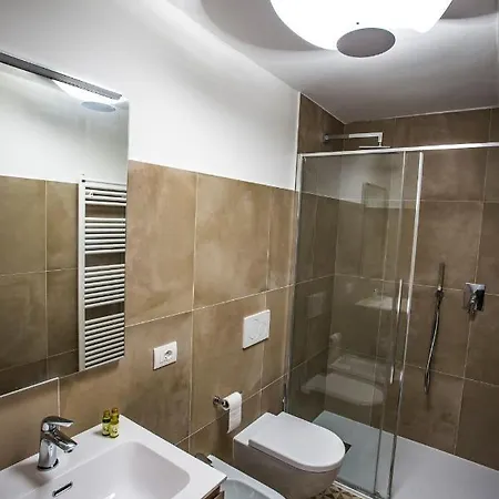 Han/Misafirhane Mimmo *