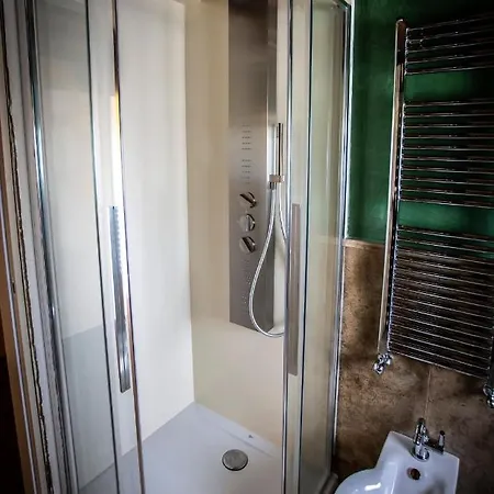 Mimmo Han/Misafirhane *